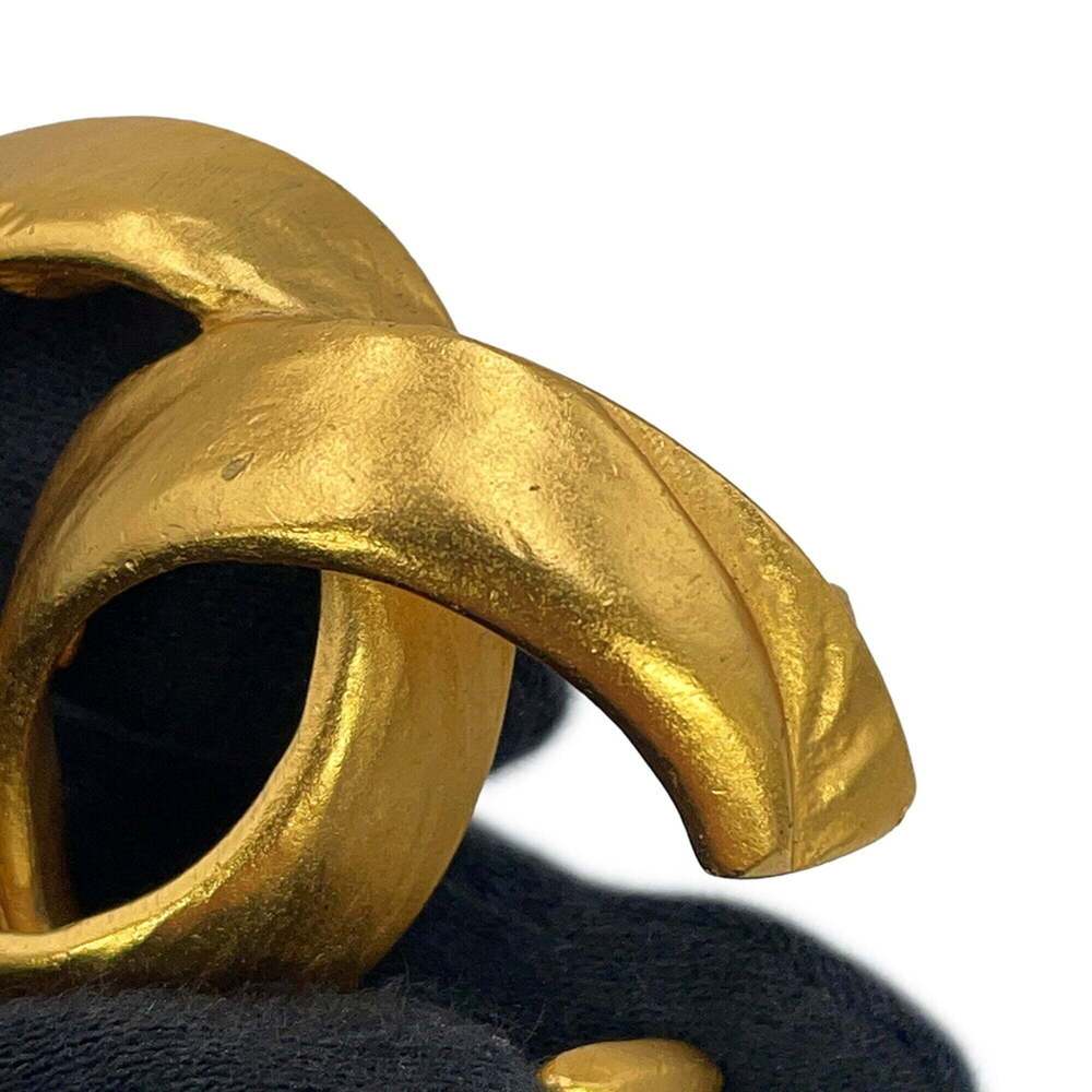 CHANEL Gold Logo Brooch - Picture 7 of 9